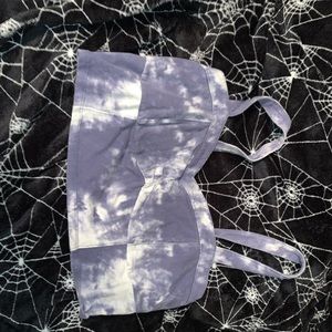 Blue sky print crop top